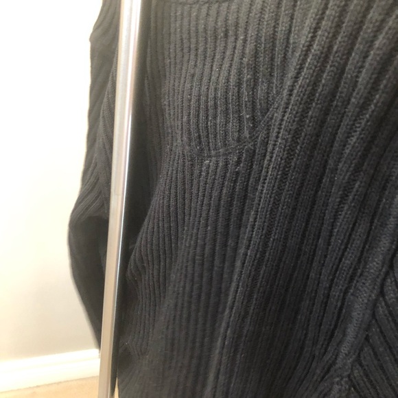 Used Fair condition Urban Behaviour men’s zip up cotton sweater in size Large!! - Picture 8 of 9